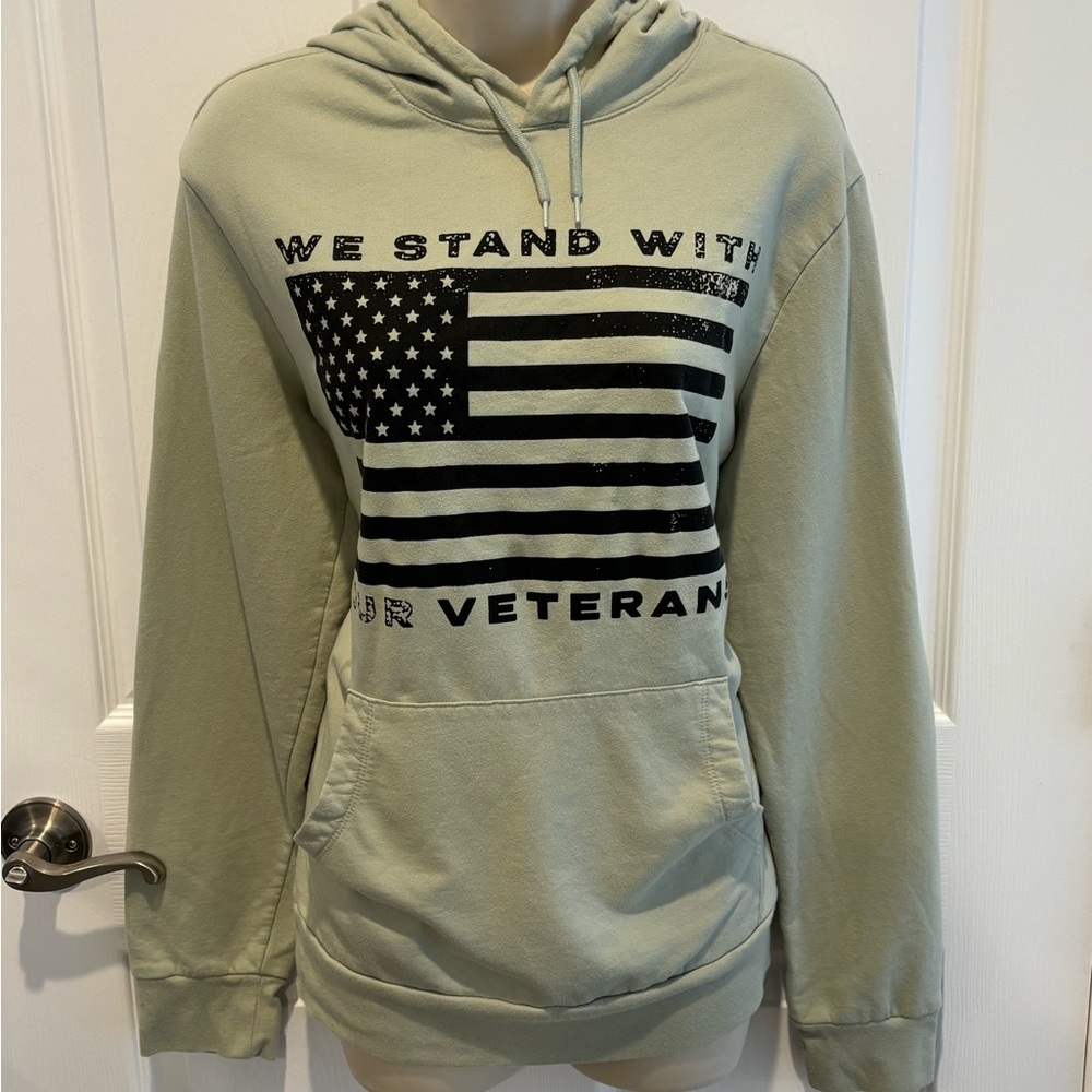 WE STAND WITH OUR VETERANS HOODIE - Picture 2 of 3